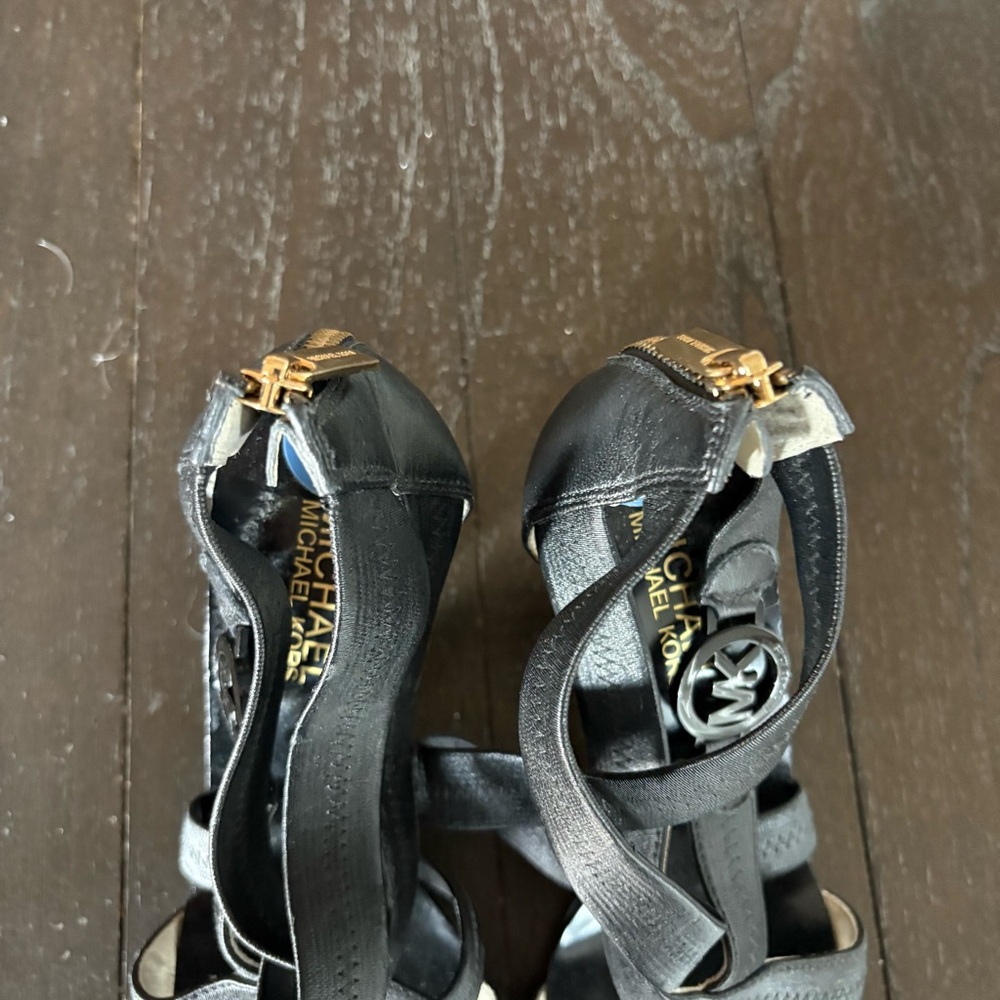MMK MICHAEL Michael Kors Black Leather Strappy Sandals Heels Sexy Size 7.5‎ - Picture 5 of 12